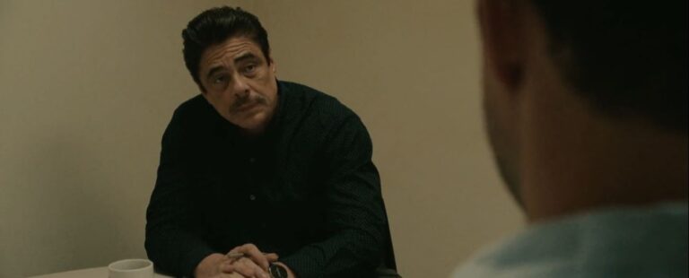 Seberapa Dalam Konspirasi Tersembunyi dalam “Reptile”?